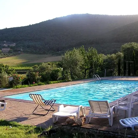 Sleeps 6 Pool Wifi T763057